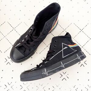 Pink Floyd Dark side of the moon Converse Black High Top Sneakers size 8 women